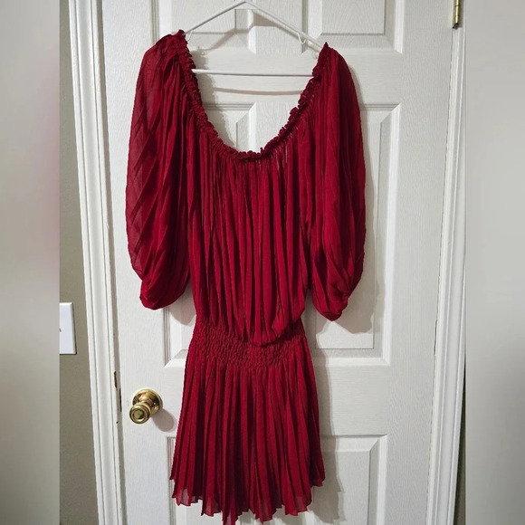 Max Studio Red Off-Shoulder Plisse Mini Dress, Puff Sleeves, Drop Waist, EUC! - Picture 2 of 9